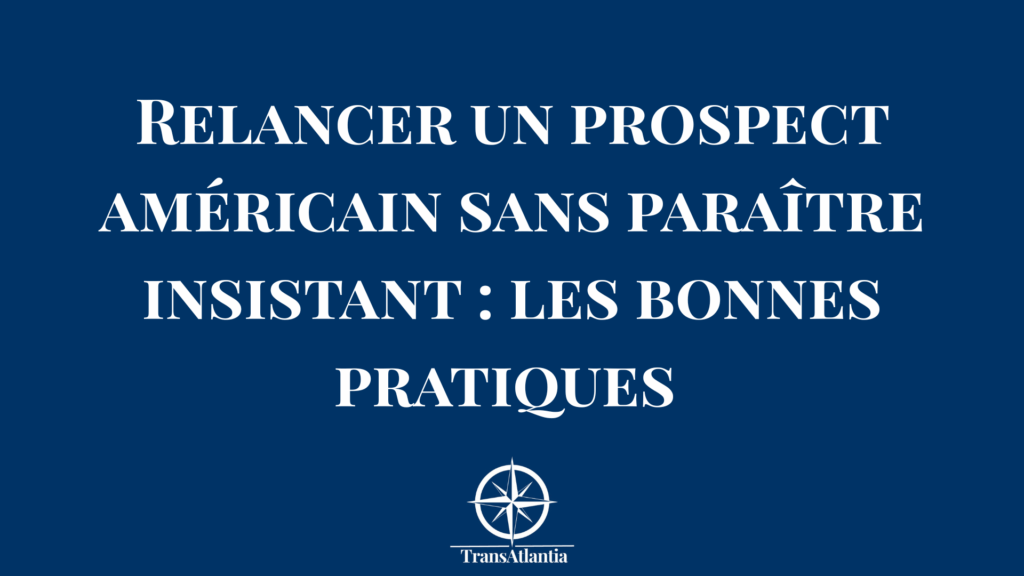 Entrepreneur français planifiant séquence de relance pour prospects américains sur tableau stratégique avec timeline et canaux multiples